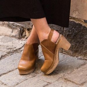 NEW! Calou Clog Tyra Slingback Sandals in Brown